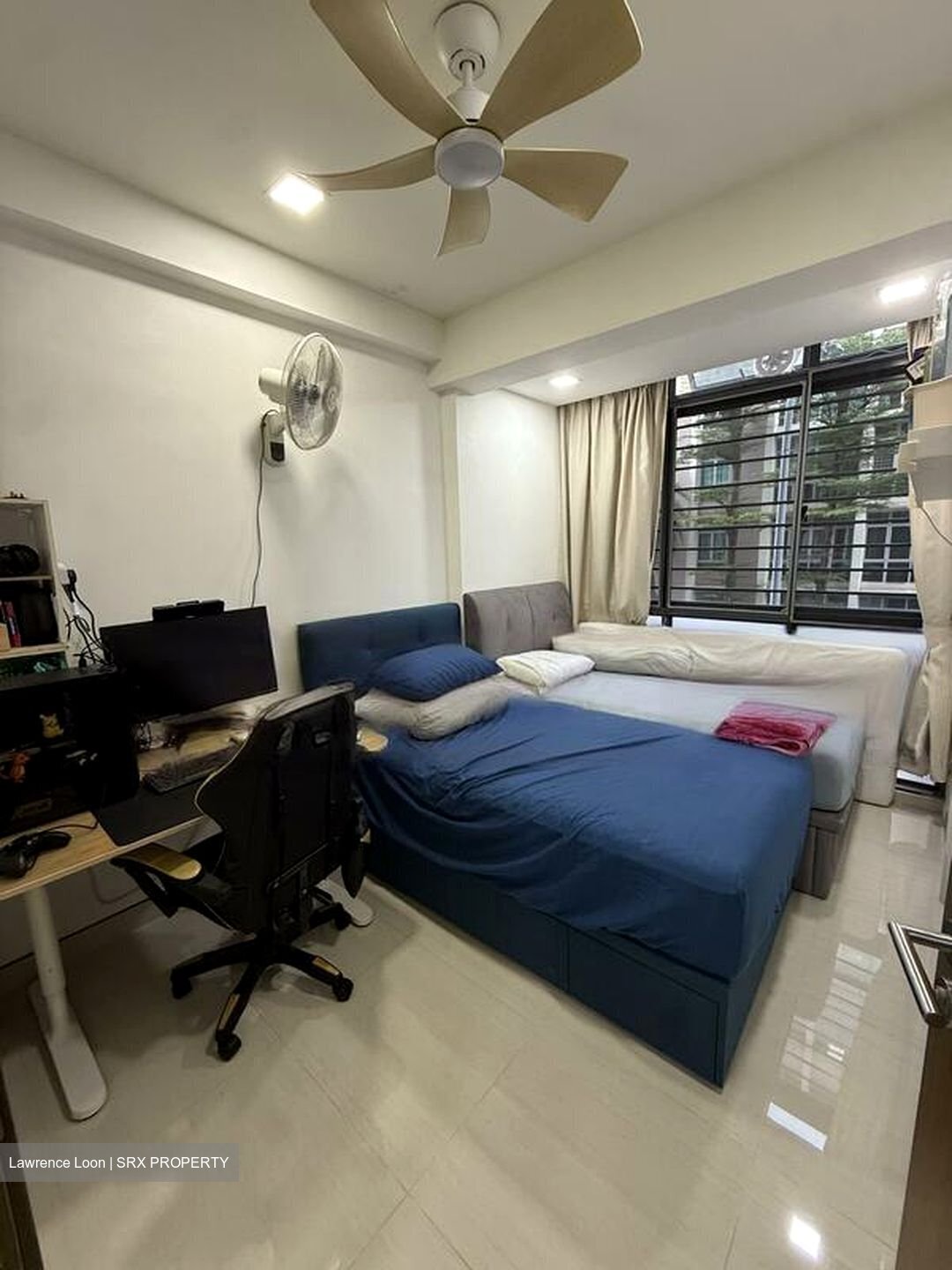 The Centren (D14), Apartment #457004931